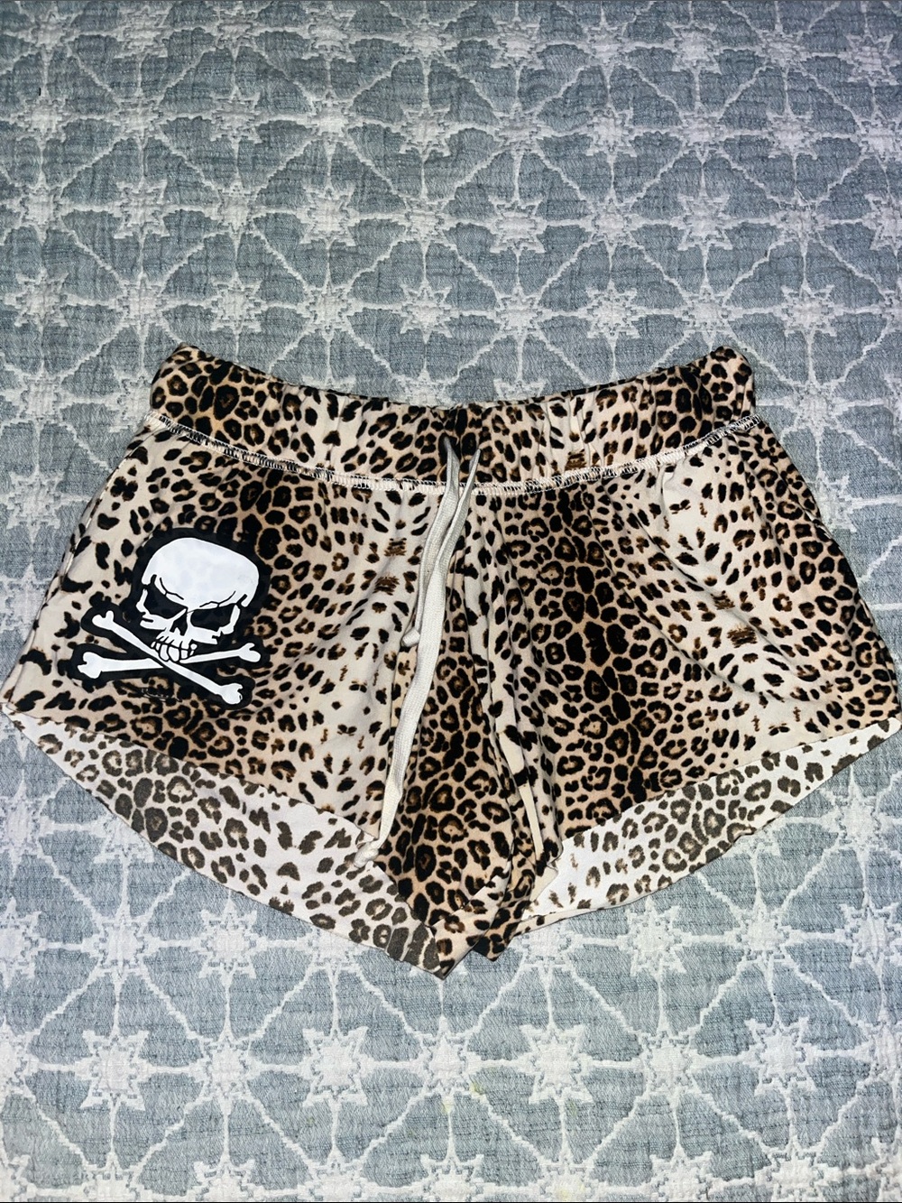 Trails Leopard-Print soft Shorts with Skull Patch - Beige/Brown/Black